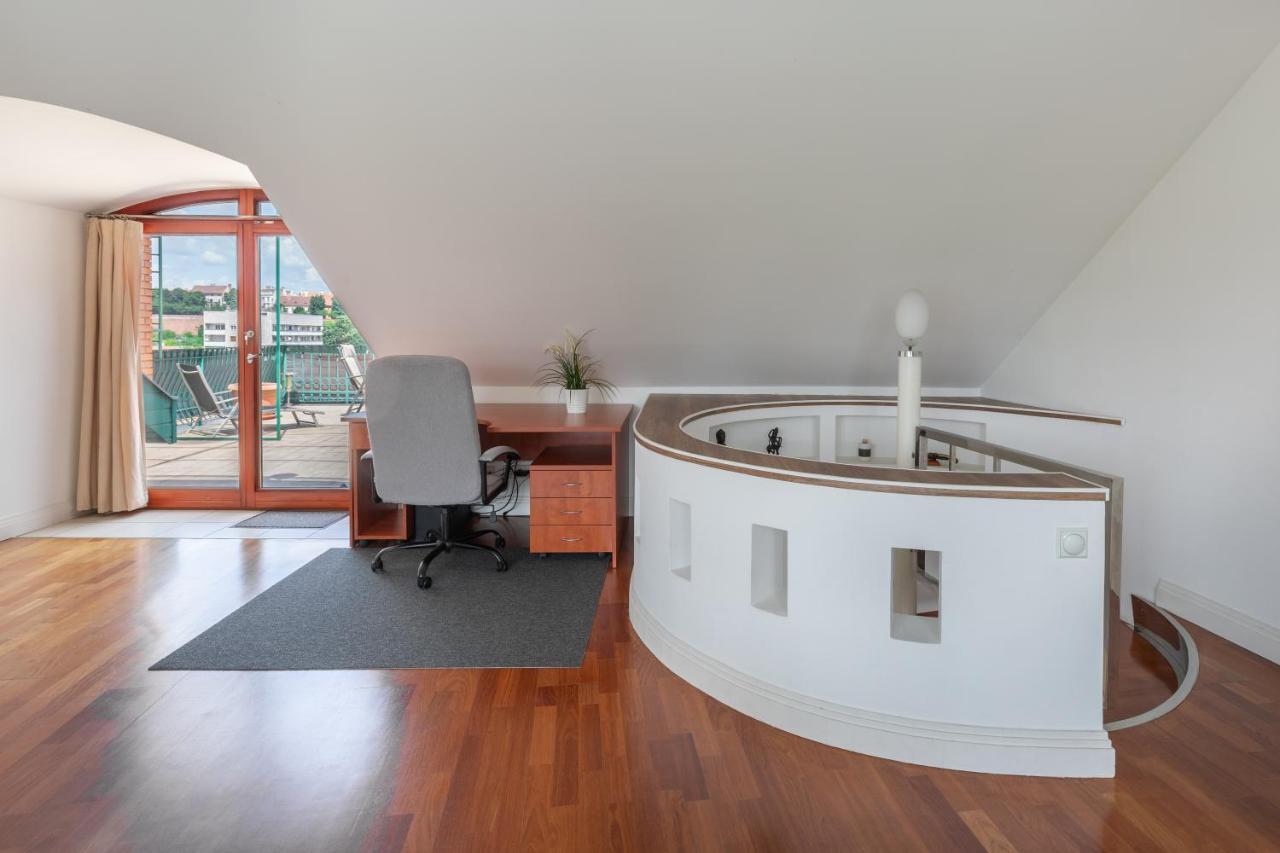 Penthouse With Free Parking And Free Bikes, Wellness 8 Min Walk Διαμέρισμα Βουδαπέστη Εξωτερικό φωτογραφία